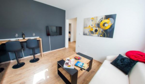 Apollo Apartment